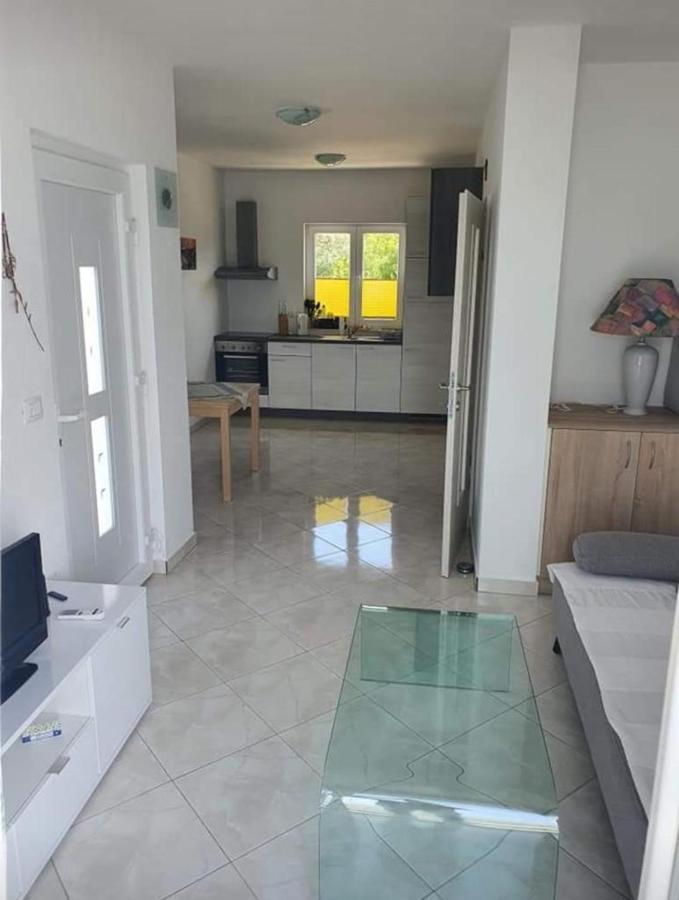 Modern Seeview Apartment Maslenica With Free Wifi, Free Parking, 300M From Beach エクステリア 写真