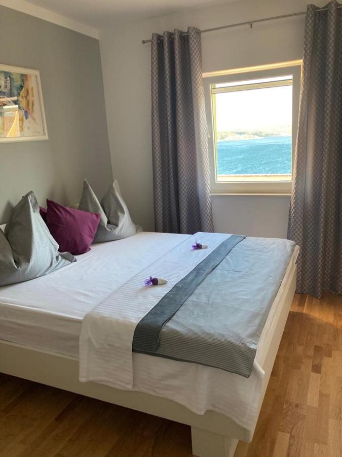 Modern Seeview Apartment Maslenica With Free Wifi, Free Parking, 300M From Beach エクステリア 写真